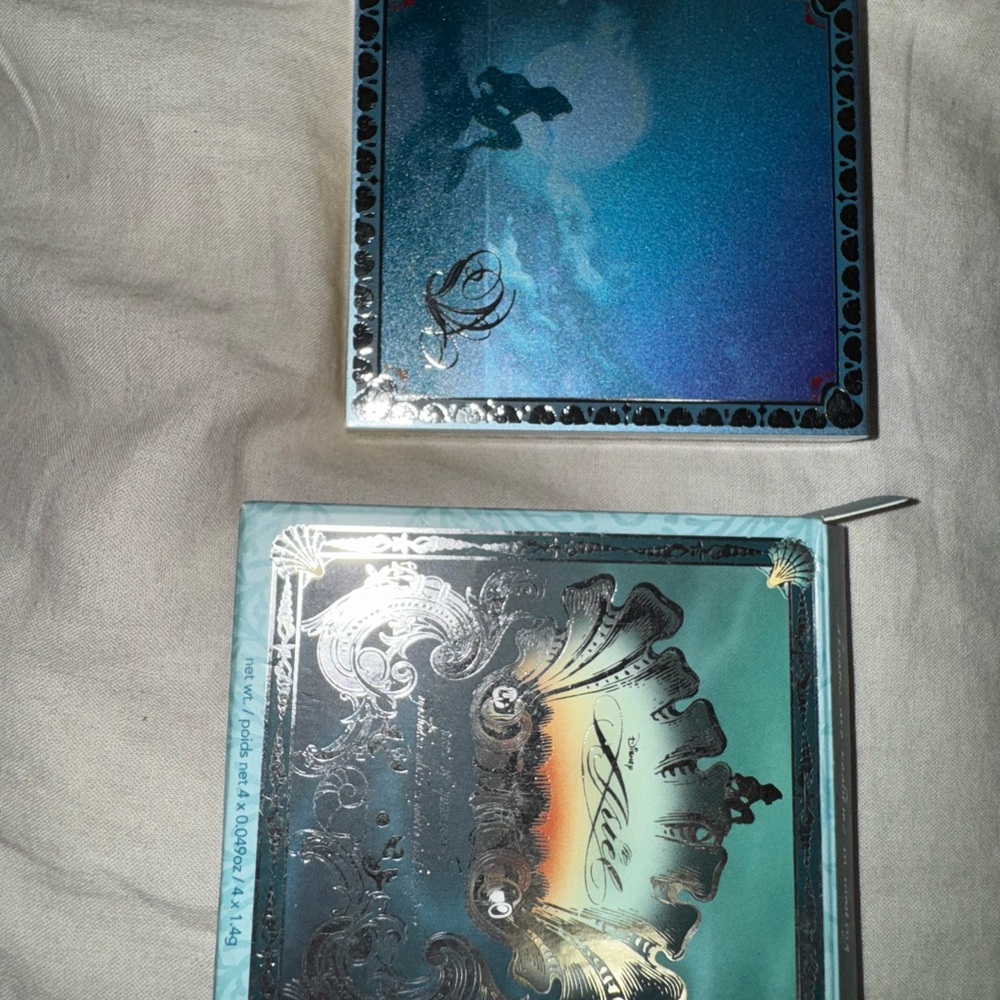 Alice in Wonderland Themed Blue and Silver Box